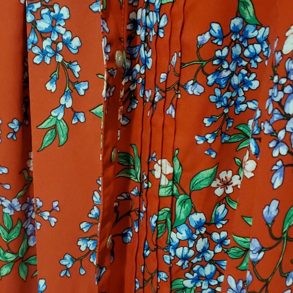Blouse - Picture 2 of 4